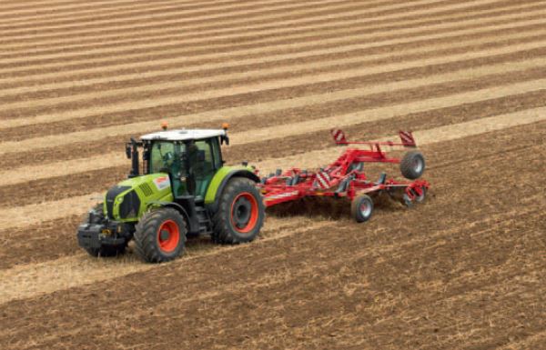 Photo du Tracteurs agricoles Arion 550 (2013)