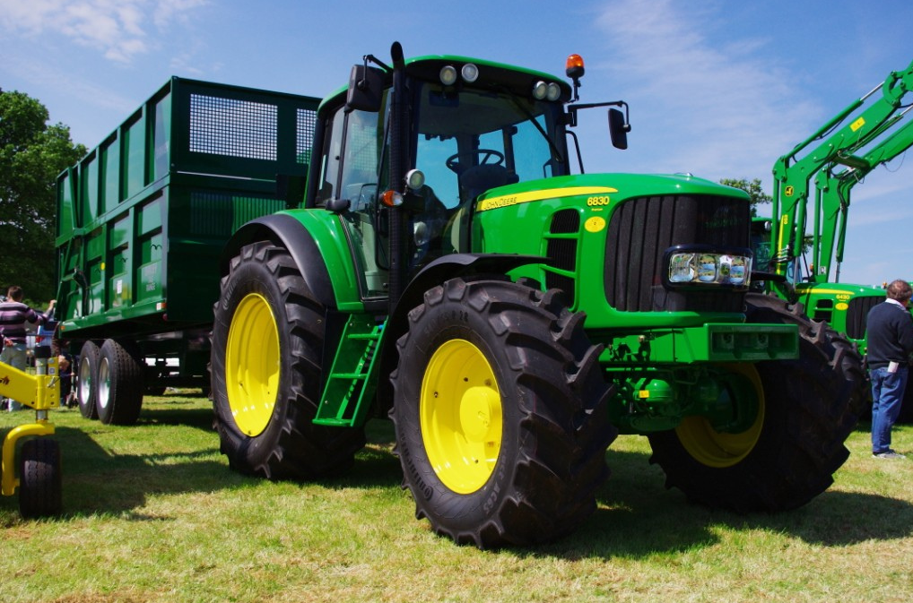 Photo du Tracteurs agricoles 6830 Premium
