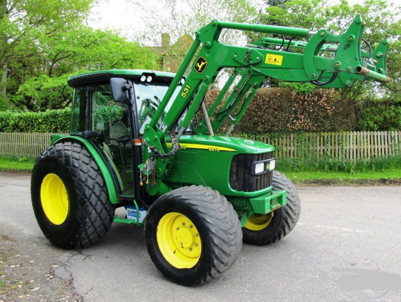 Photo du Tracteurs agricoles 5515 Standard