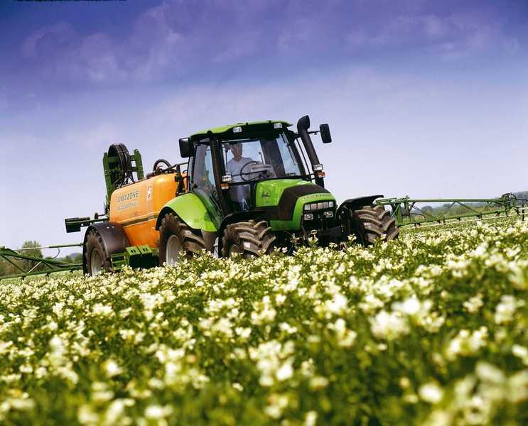 Photo du Tracteurs agricoles Agrotron 120