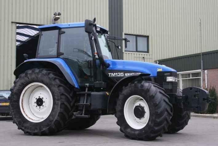 Photo du Tracteurs agricoles TM135 Range Command