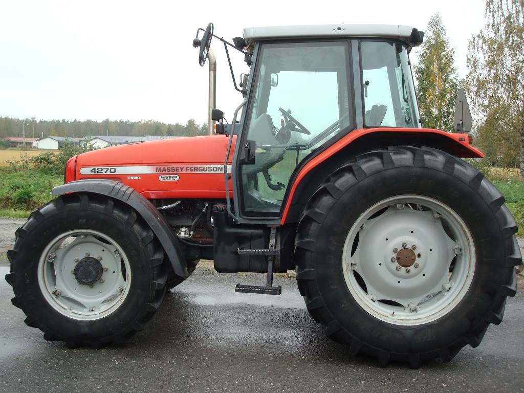 Photo du Tracteurs agricoles MF 4270 Luxe
