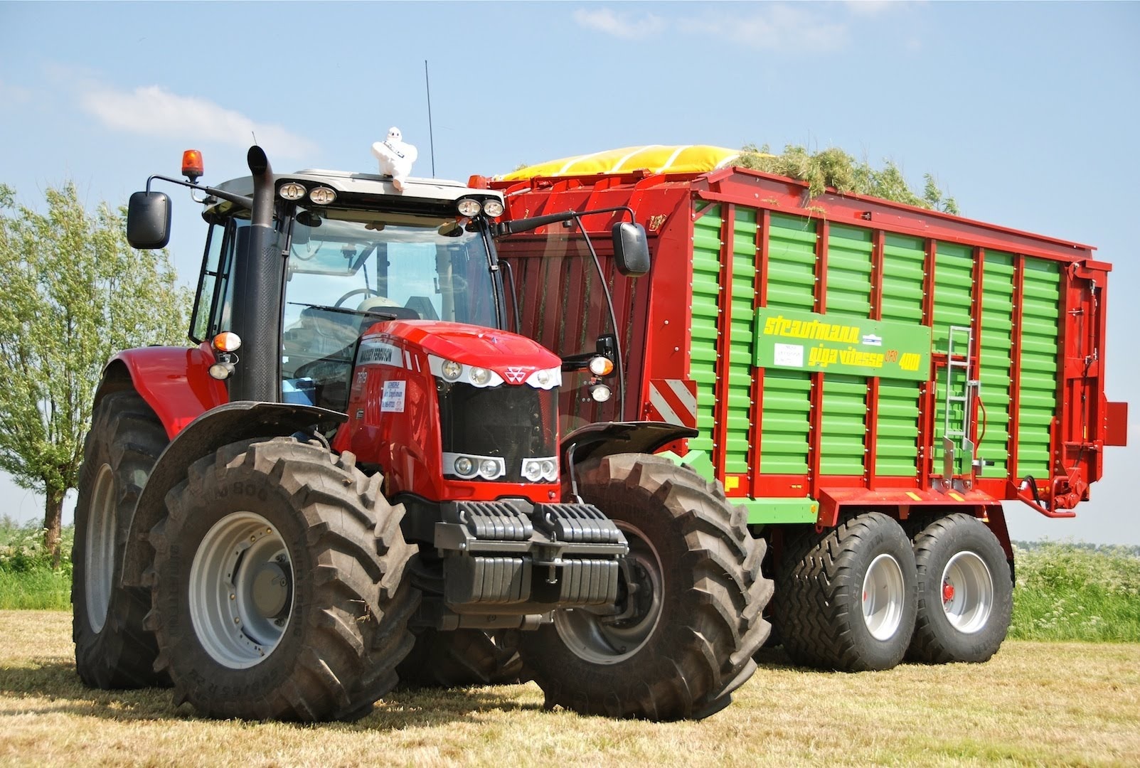 Photo du Tracteurs agricoles MF 7619 Dyna-VT