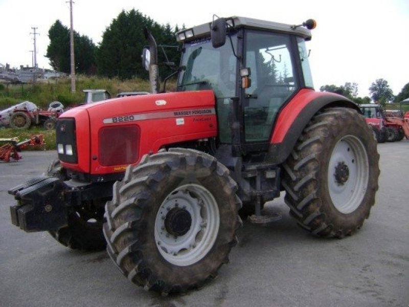 Photo du Tracteurs agricoles MF 8220 Dynashift