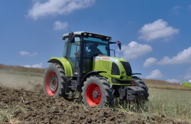 Photo du Tracteurs agricoles Ares 567 ATX