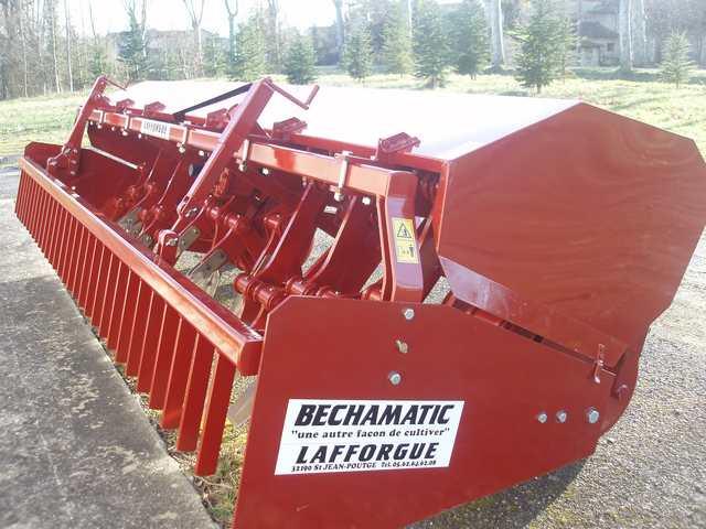 Photo du Machines à bêcher Bechamatic V18 (série 3200)