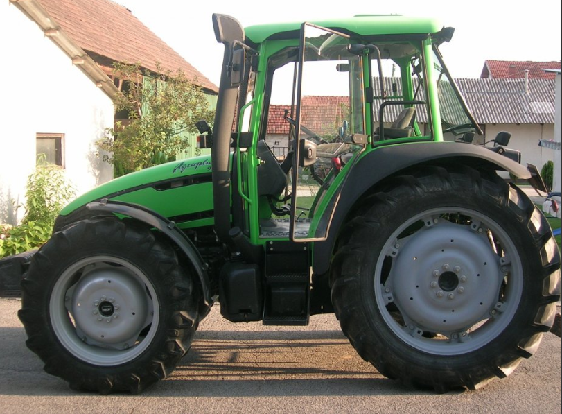 Photo du Tracteurs agricoles Agroplus 95
