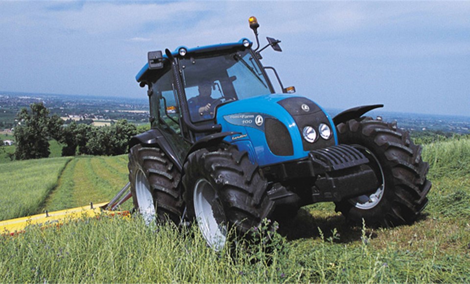 Photo du Tracteurs agricoles Powerfarm 105 Cabine