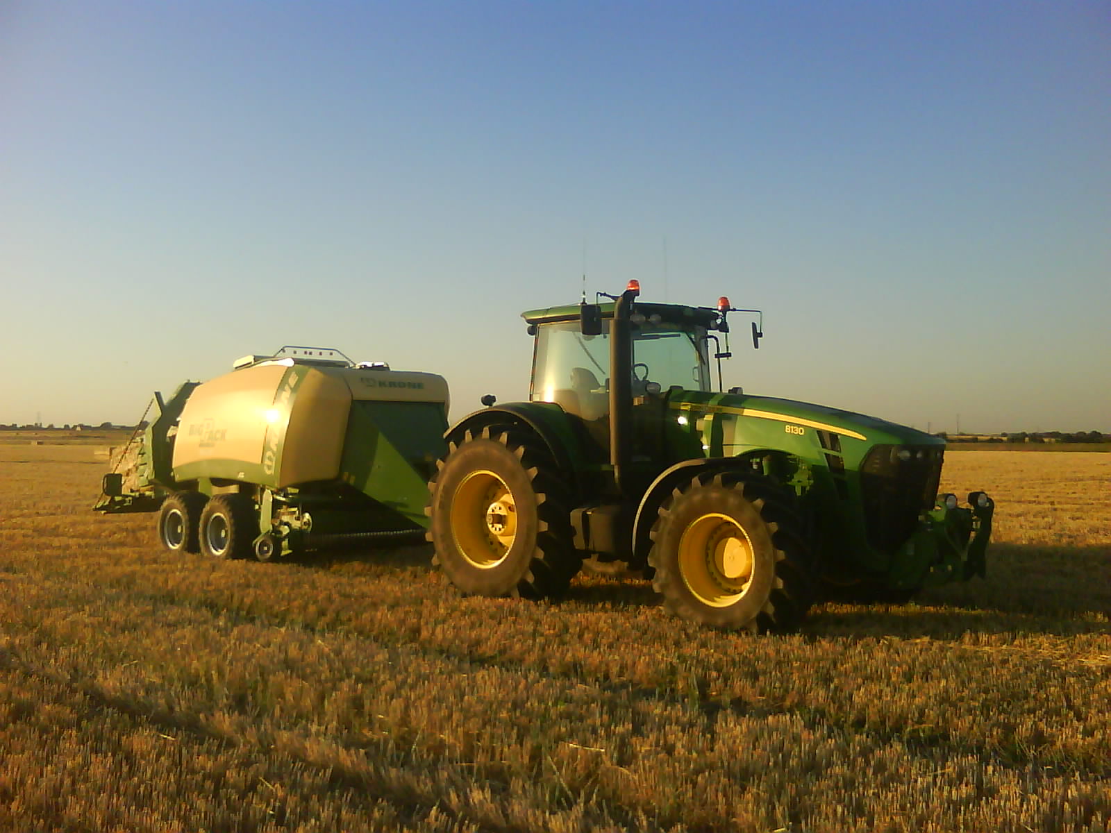 Photo du Tracteurs agricoles 8130