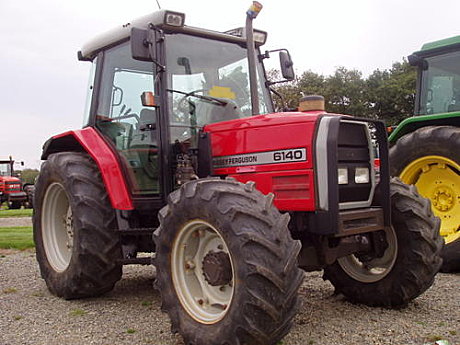 Photo du Tracteurs agricoles MF 6140
