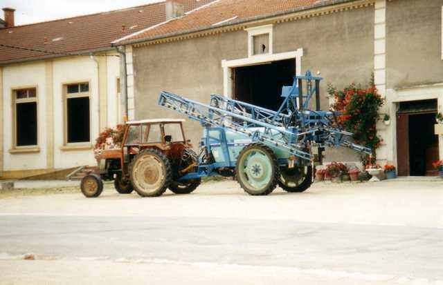 Photo du Tracteurs agricoles MF 188