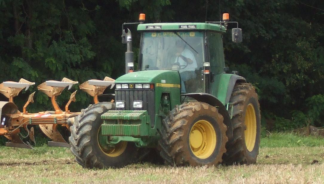 Photo du Tracteurs agricoles 8300