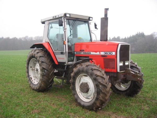 Photo du Tracteurs agricoles MF 3630 Data